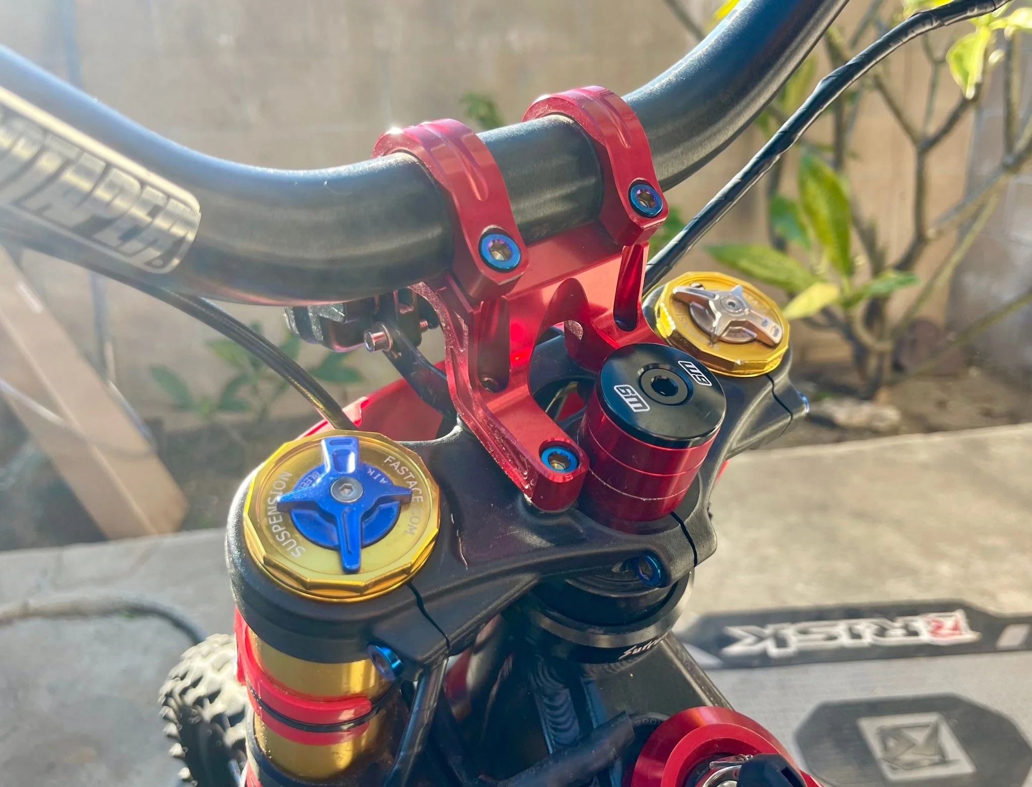 Titanium Direct Mount Stem Bolt Kit - Image 4