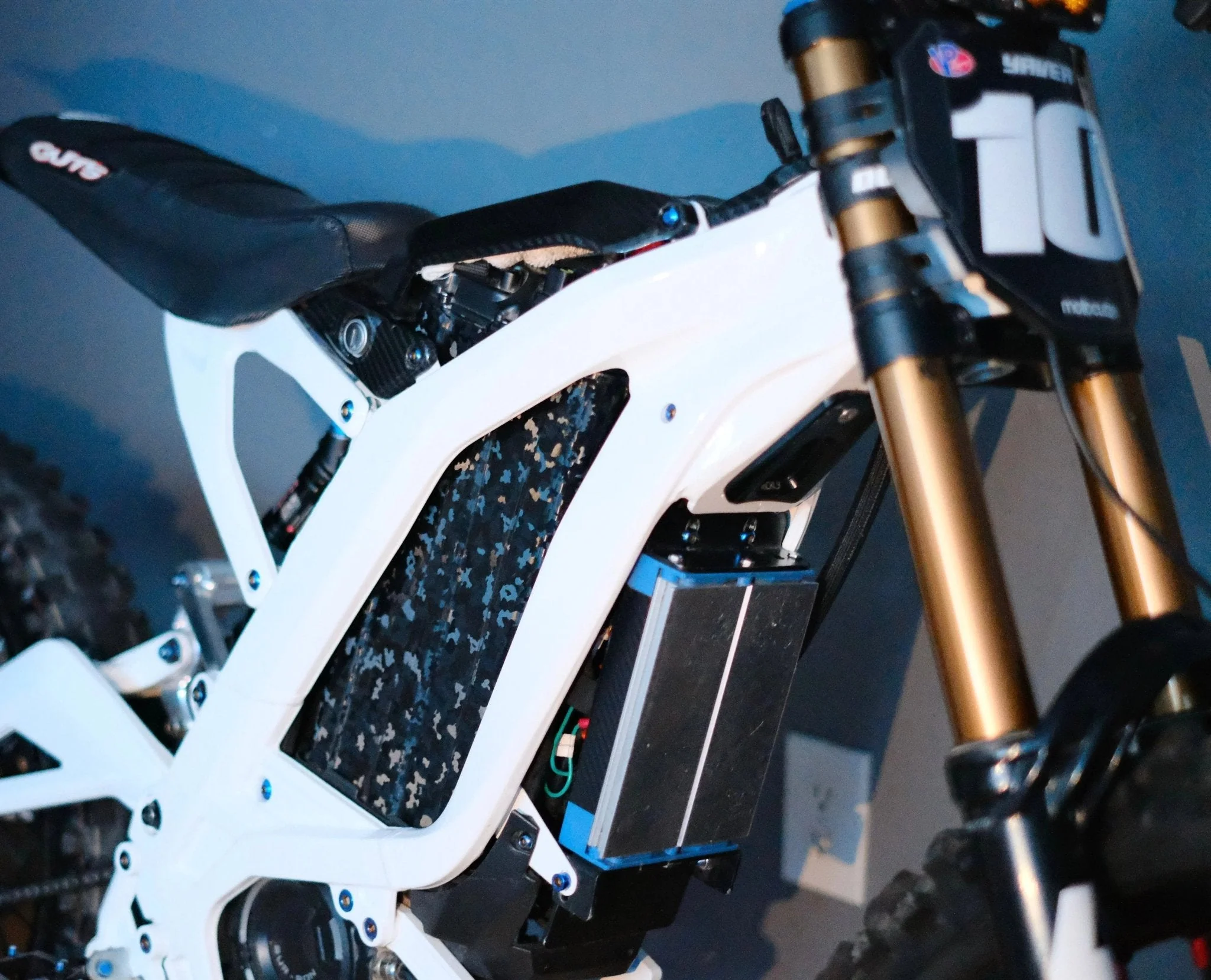 E-Bike ShadowSlate Black Camouflage Wrap - Image 3
