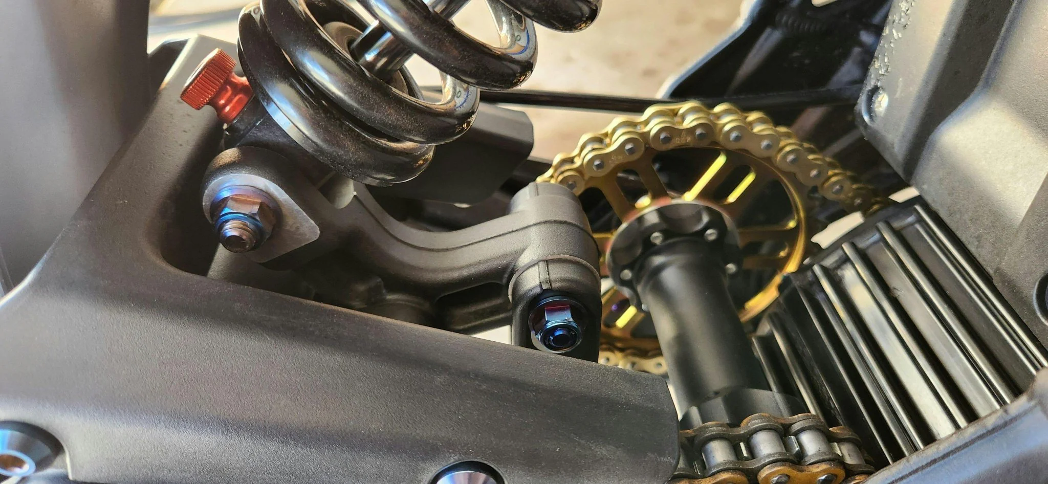 Titanium Rear Suspension/ Linkage Bolt Kit for E-Ride Pro (8 pcs) - Image 10