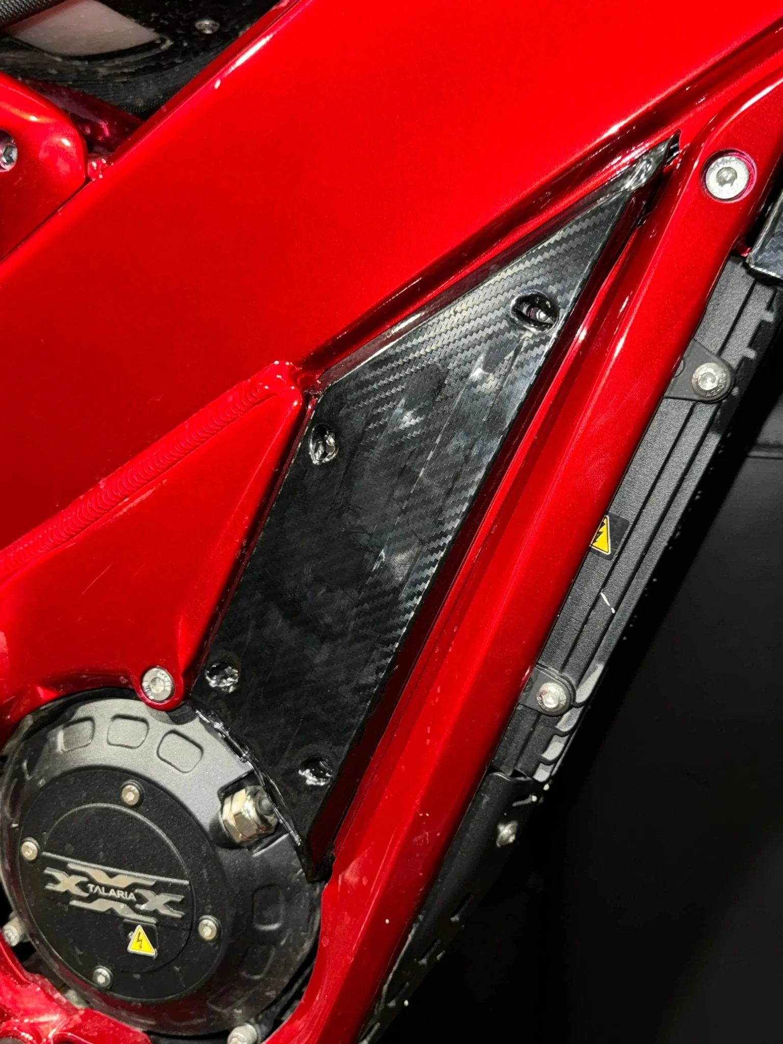 Talaria XXX Carbon Fiber Wrap Kit - Image 4